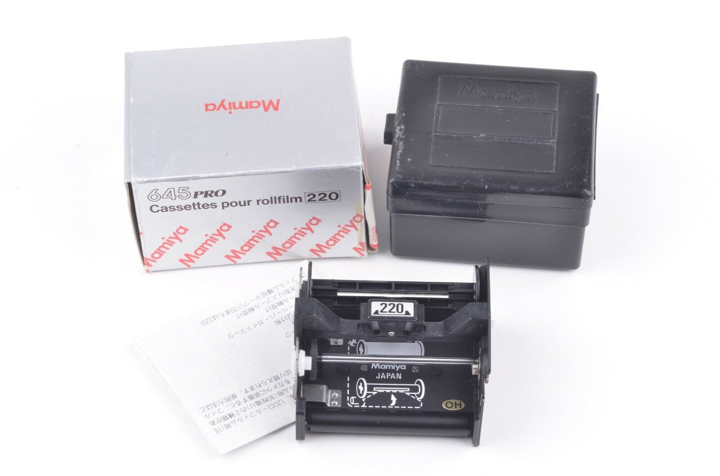 EXC+++ MAMIYA 645 PRO 220 FIM INSERT IN CASE AND BOX, VERY CLEAN
