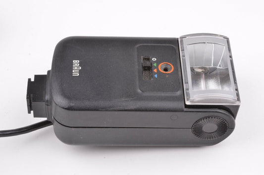 Braun 2000 F022 AC powered flash unit (w/AC adapter) very clean, tested