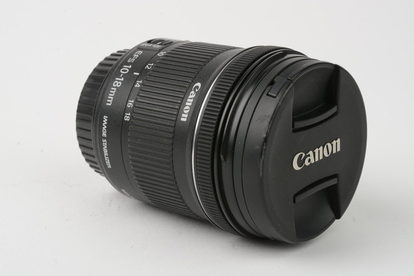 MINT- CANON EF-S 10-18mm f4.5-5.6 IS STM ZOOM, CAPS, UV, CLEAN, VERSATILE