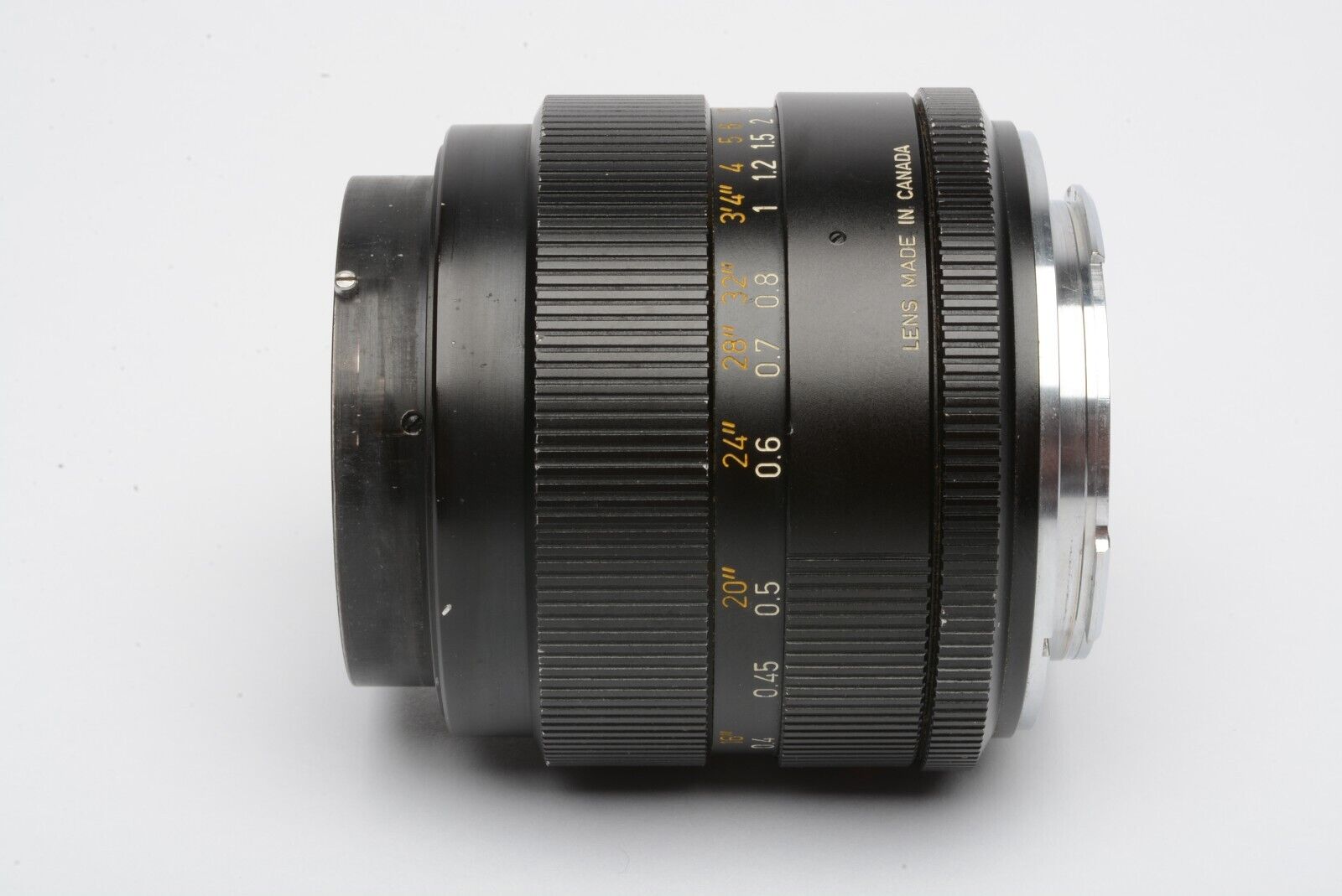 A Leitz Wetzlar Summicron-R 35mm f/2 Lens, serial no 3246847, 1982 A Leitz Wetzlar Summicron-R 35mm f/2 Lens, serial no 3246847, 1982