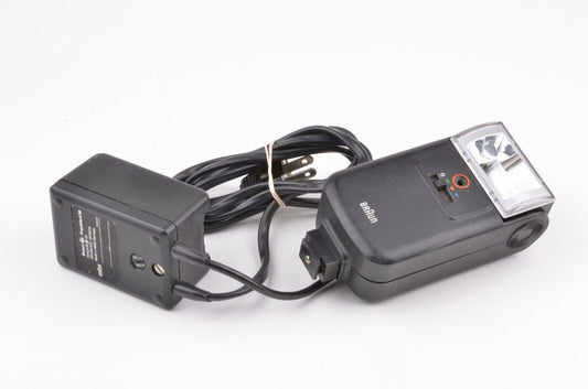 Braun 2000 F022 AC powered flash unit (w/AC adapter) very clean, tested