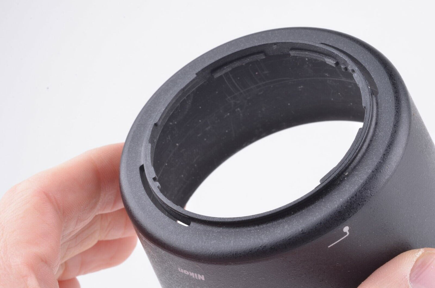 Nikon HB-37 lens hood shade for AF-S 55-200mm F4-5.6G ED-IF AF-S DX VR zoom