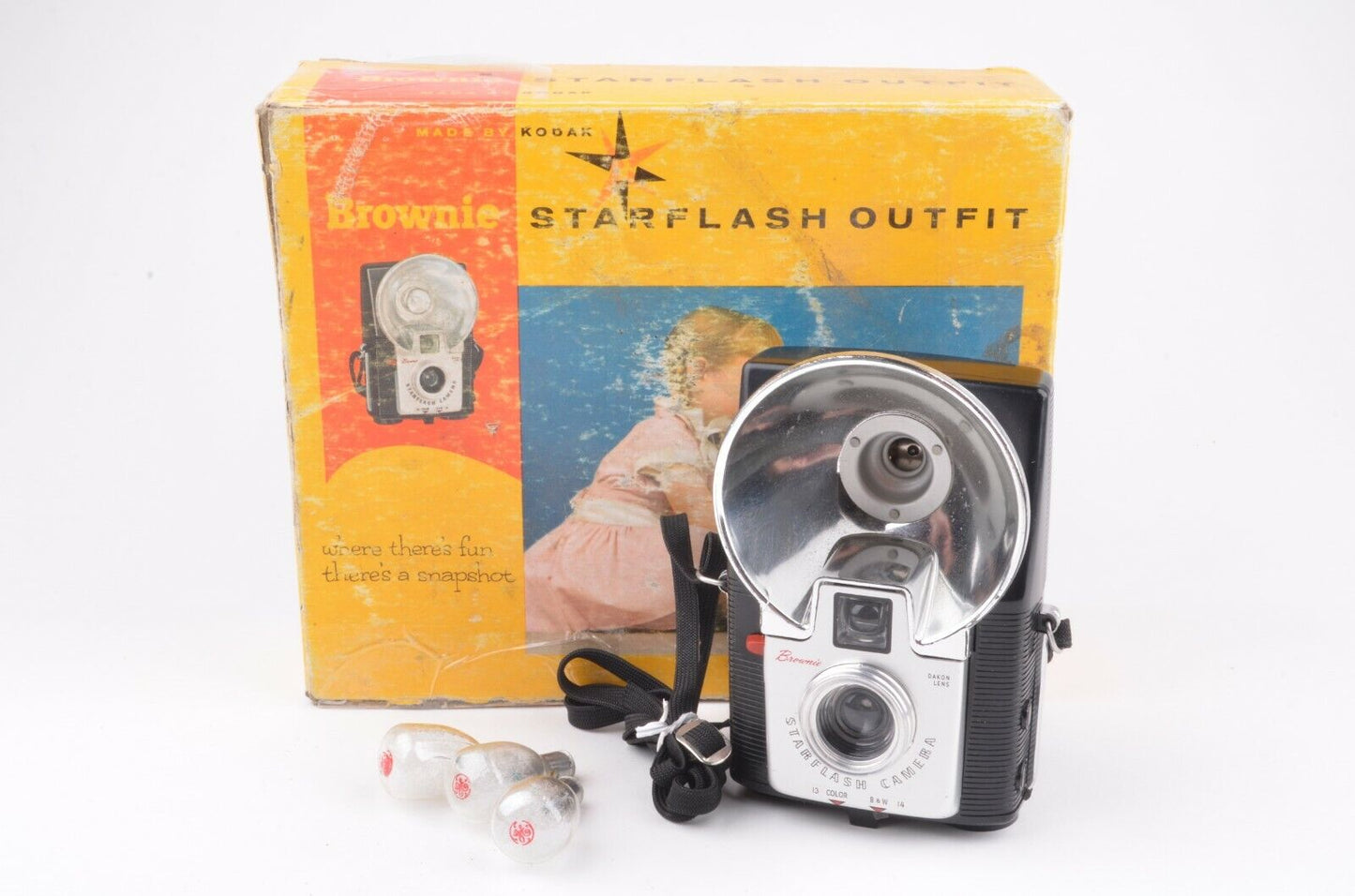 Kodak Brownie Starflash Black Version, Box, +3X Bulbs