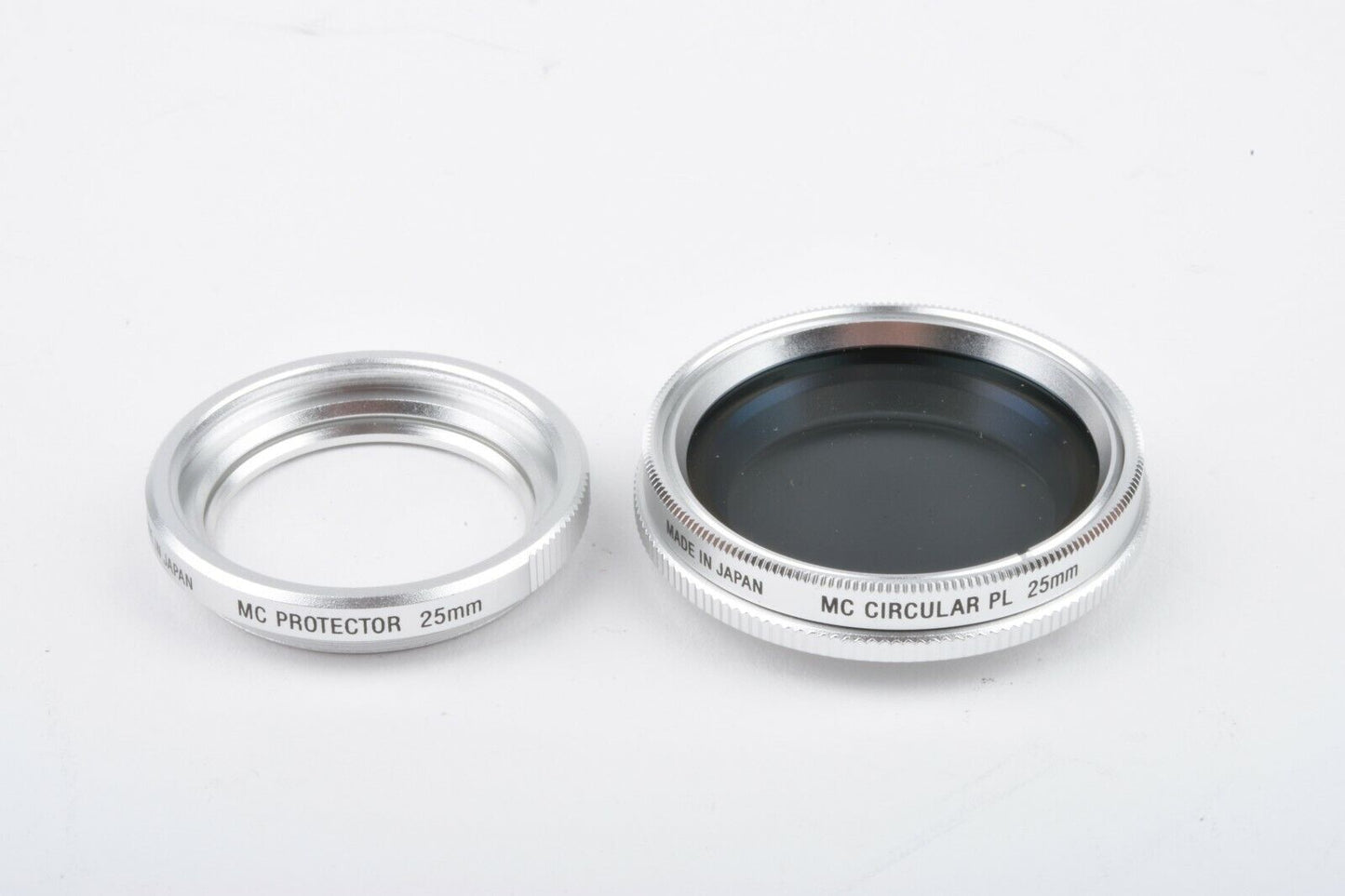MINT- SONY 25mm CIRCULAR POLARIZING FILTER AND UV COMBO IN CASE