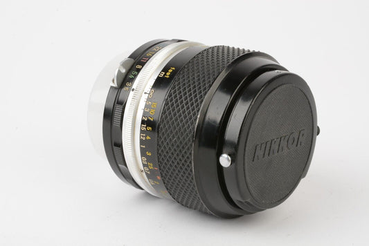 Nikon Micro Nikkor-P 55mm f3.5 Non-AI Mount MF Macro Lens, caps, sharp!