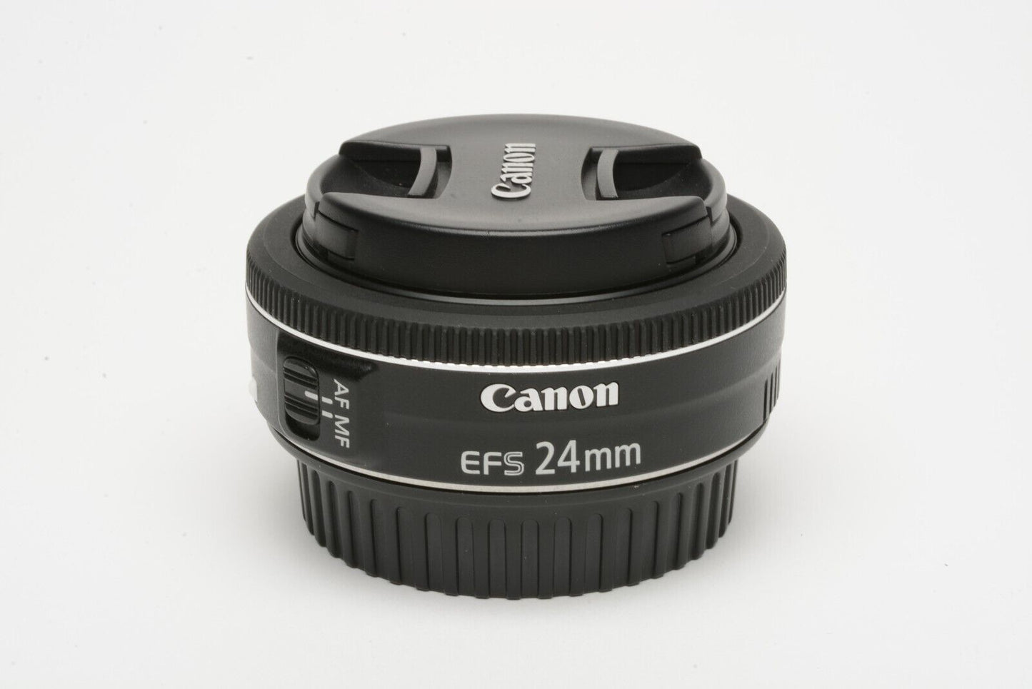 MINT- CANON EFS 24mm f2.8 STM LENS, BARELY USED, CAPS