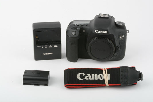 MINT- CANON EOS 7D 18MP DSLR BODY, BATT, CHARGER, STRAP, ONLY 14,252 ACTS, NICE!
