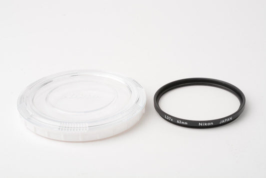 EXC+++ NIKON 62mm L37c UV FILTER IN JEWEL CASE, VERY CLEAN