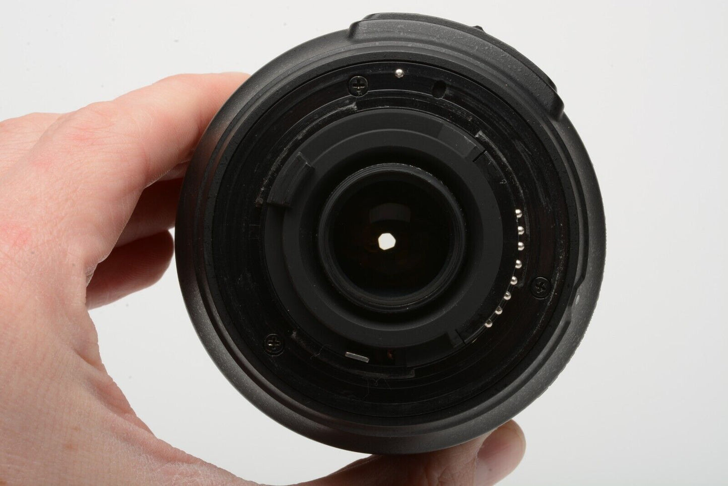 Nikon AF-S Nikkor 18-105mm F3.5-5.6G ED VR Zoom Lens, Hood + Caps, Clean!