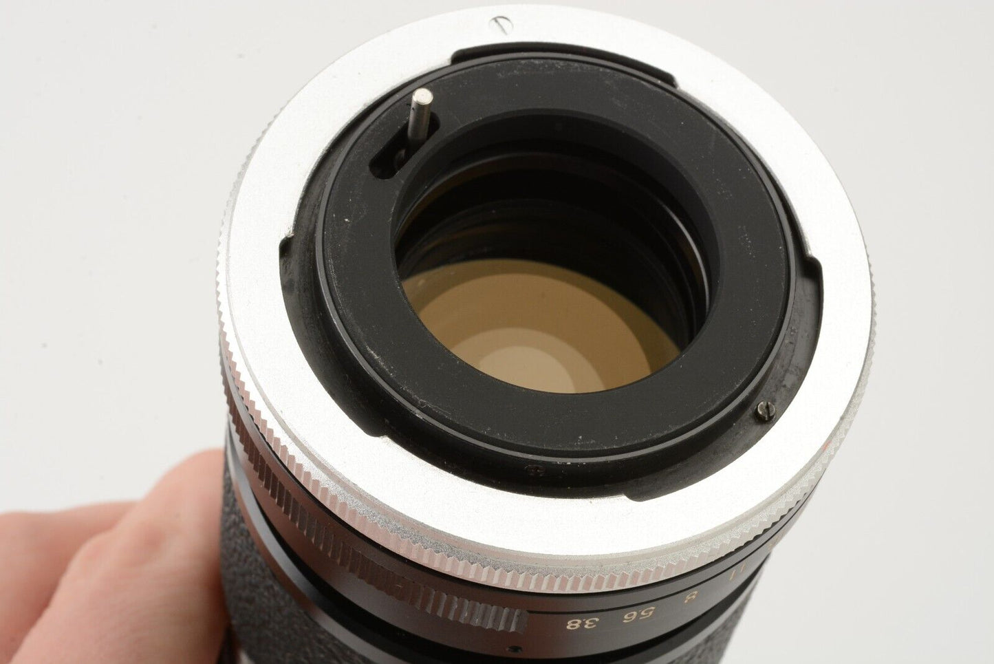 Vivitar 85-205mm f3.8 Zoom Lens + Caps + Case + UV for Canon FD Mount, Nice!