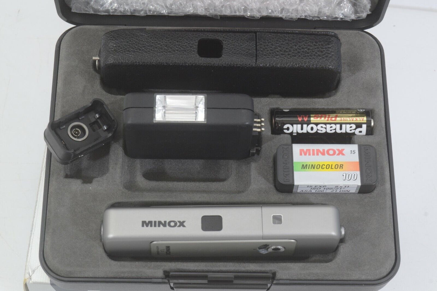 MINT BOXED MINOX TLX-SET #60683, CASE, FLASH, STRAP, FILM, NEVER USED