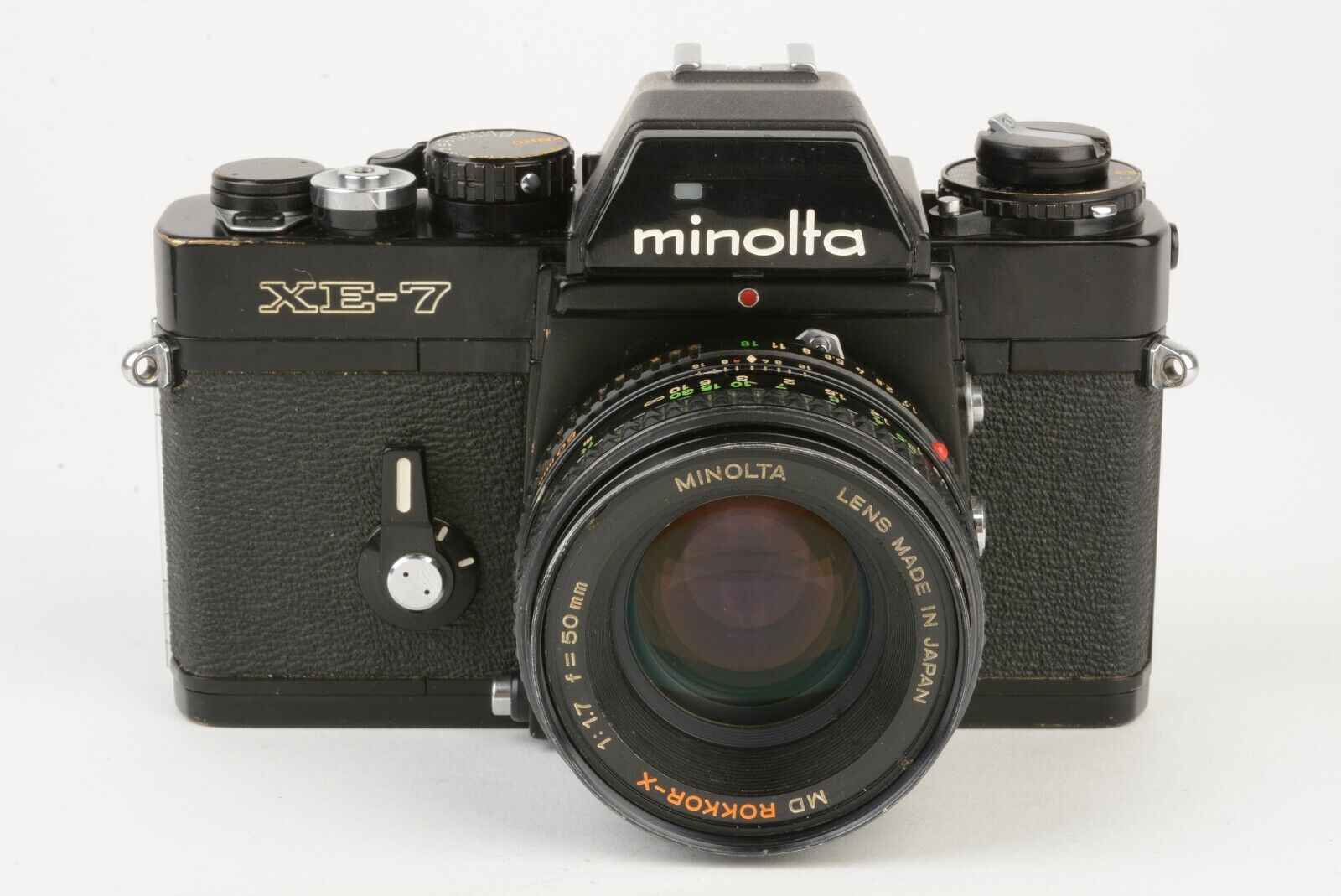 EXC++ MINOLTA XE-7 35mm SLR w/50mm F1.7, CAP, STRAP, NEW SEALS, TESTED, NICE