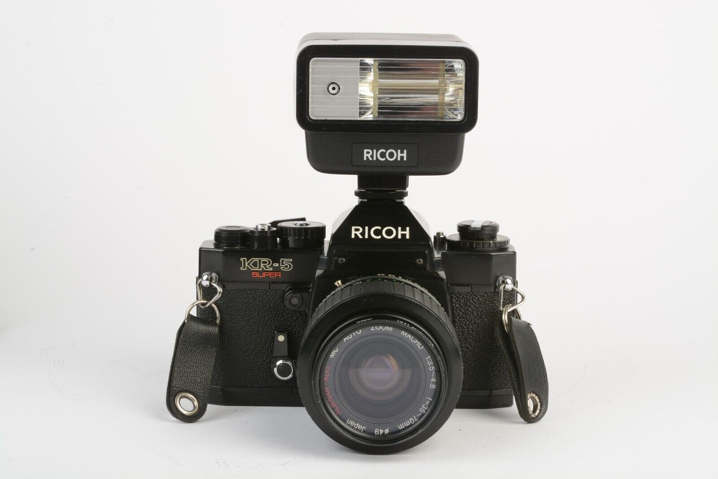 EXC++ RICOH KR-5 SUPER 35mm SLR w/ALBINAR 35-70mm ZOOM, FLASH, CASE, NEW SEALS