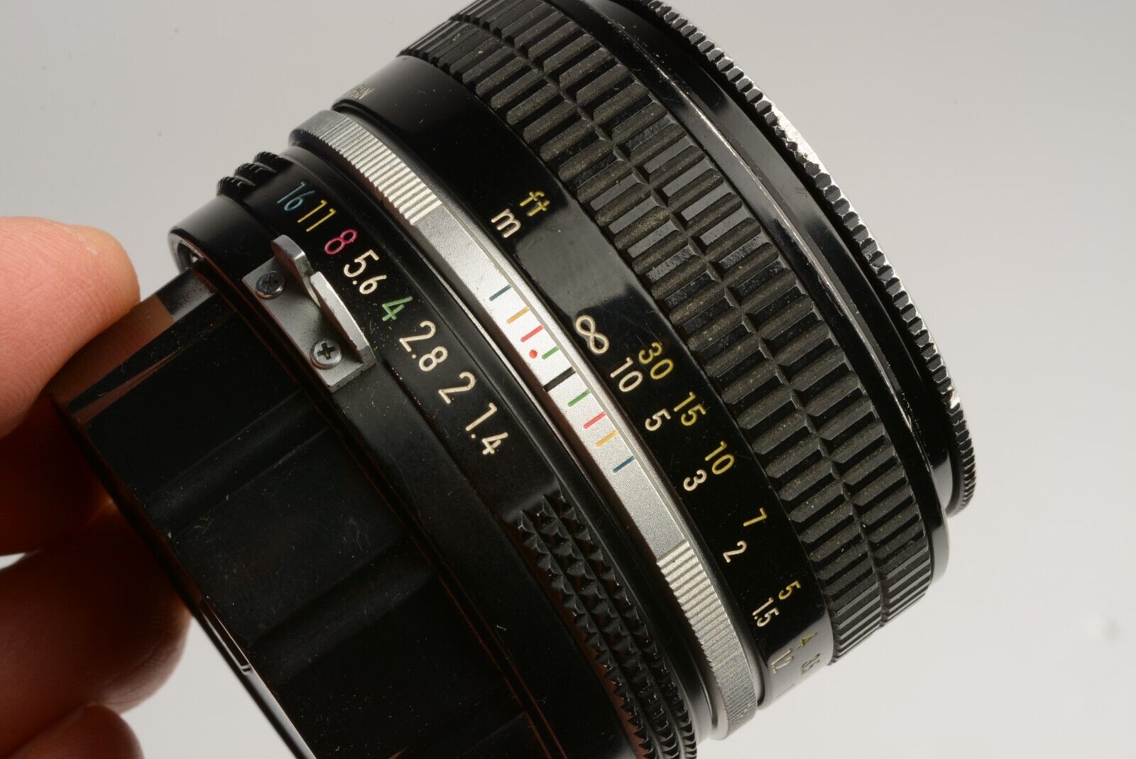 EXC++ NIKON NIKKOR 50mm F1.4 NON-Ai MF PRIME LENS, CAPS, CLEAN AND SHARP