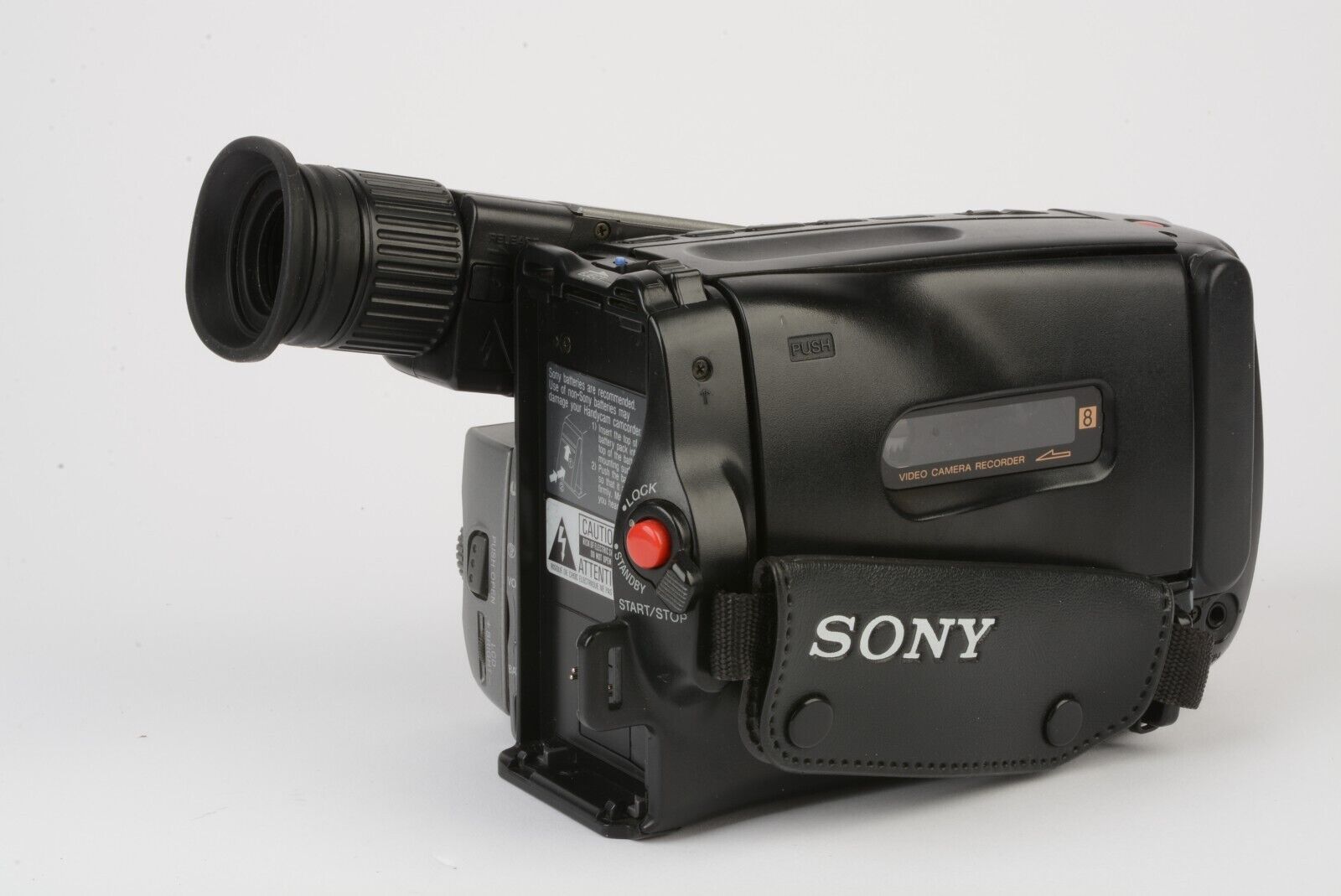 EXC++ SONY CCD TRV11 8mm CAMCORDER, AC ADAPTER, MANUAL, CASE GREAT 