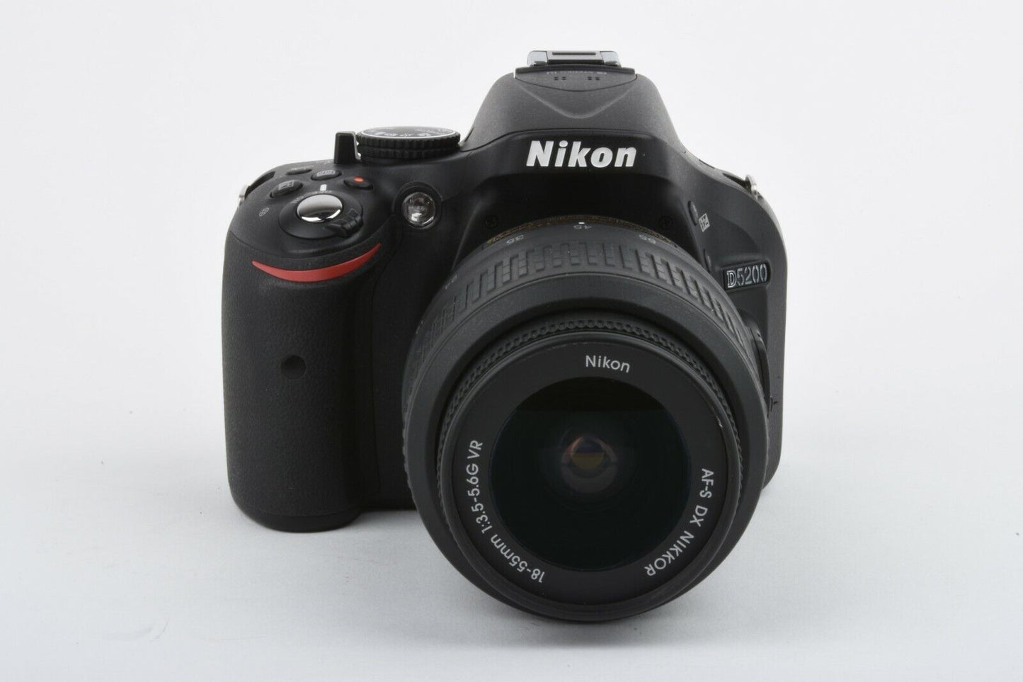 MINT- NIKON D5200 w/18-55mm f3.5-5.6G, BATT+CHARGER+STRAP+CAP ONLY 2210 ACTS!