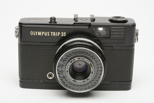 EXC++ OLYMPUS TRIP 35 1/2 FRAME CAMERA (BLACK) w/45mm f2.8, NEW SEALS, WORKS!