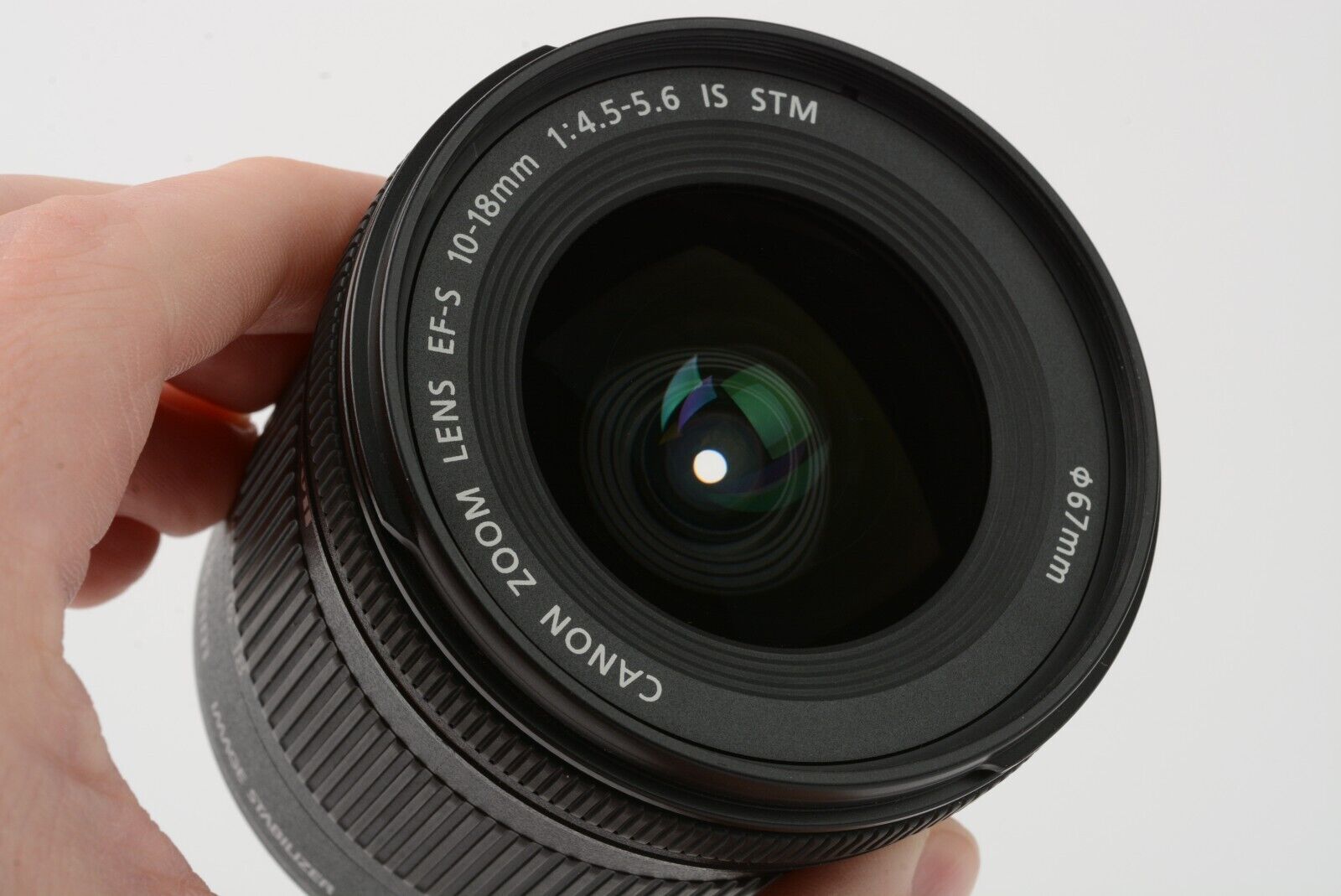 MINT- CANON EF-S 10-18mm f4.5-5.6 IS STM ZOOM, CAPS, UV, CLEAN, VERSATILE