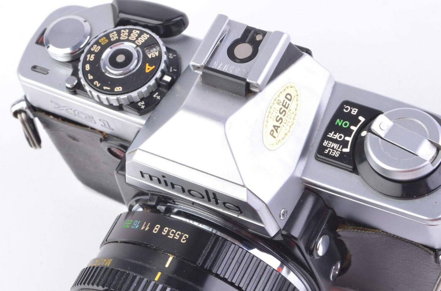 Minolta XG-1 35mm SLR w/35-105mm zoom, flash, hood, case, Tested, Great!