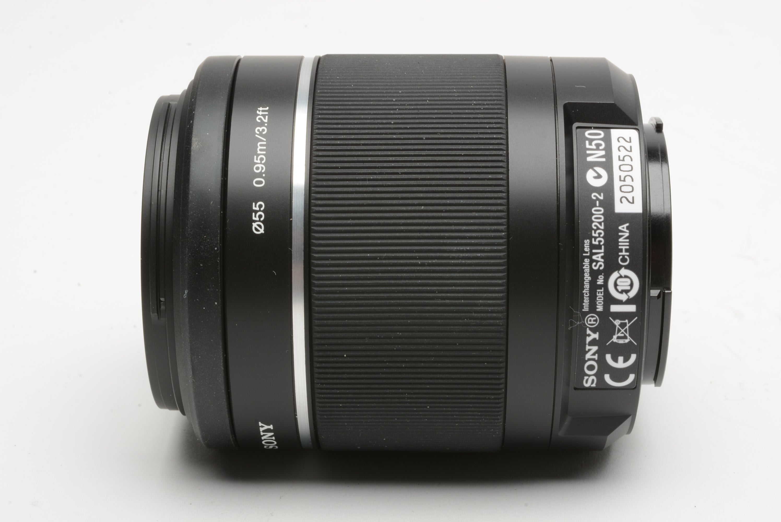 Sony 55-200mm f4-5.6 DT SAM SAL55200-2 zoom lens, hood+caps 