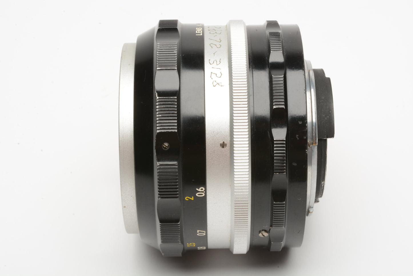 Nikon Nikkor-S 50mm F1.4 Nippon Kogaku Prime lens, Non-AI Mount