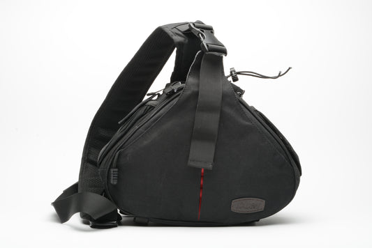 Caden camera sling pack, nice a& clean