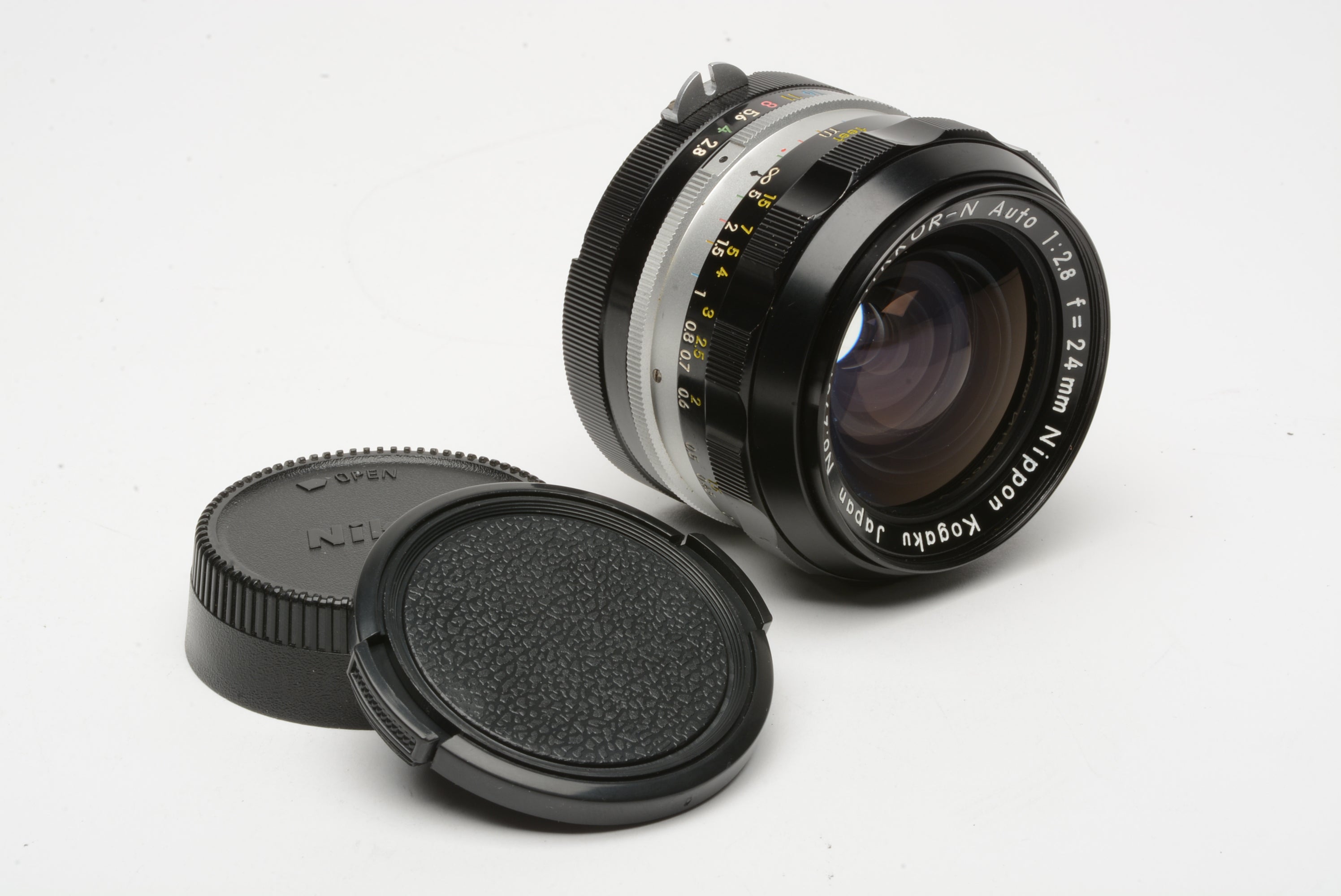 Nikon Nikkor-N 24mm f2.8 Nippon Kogaku prime wide angle lens