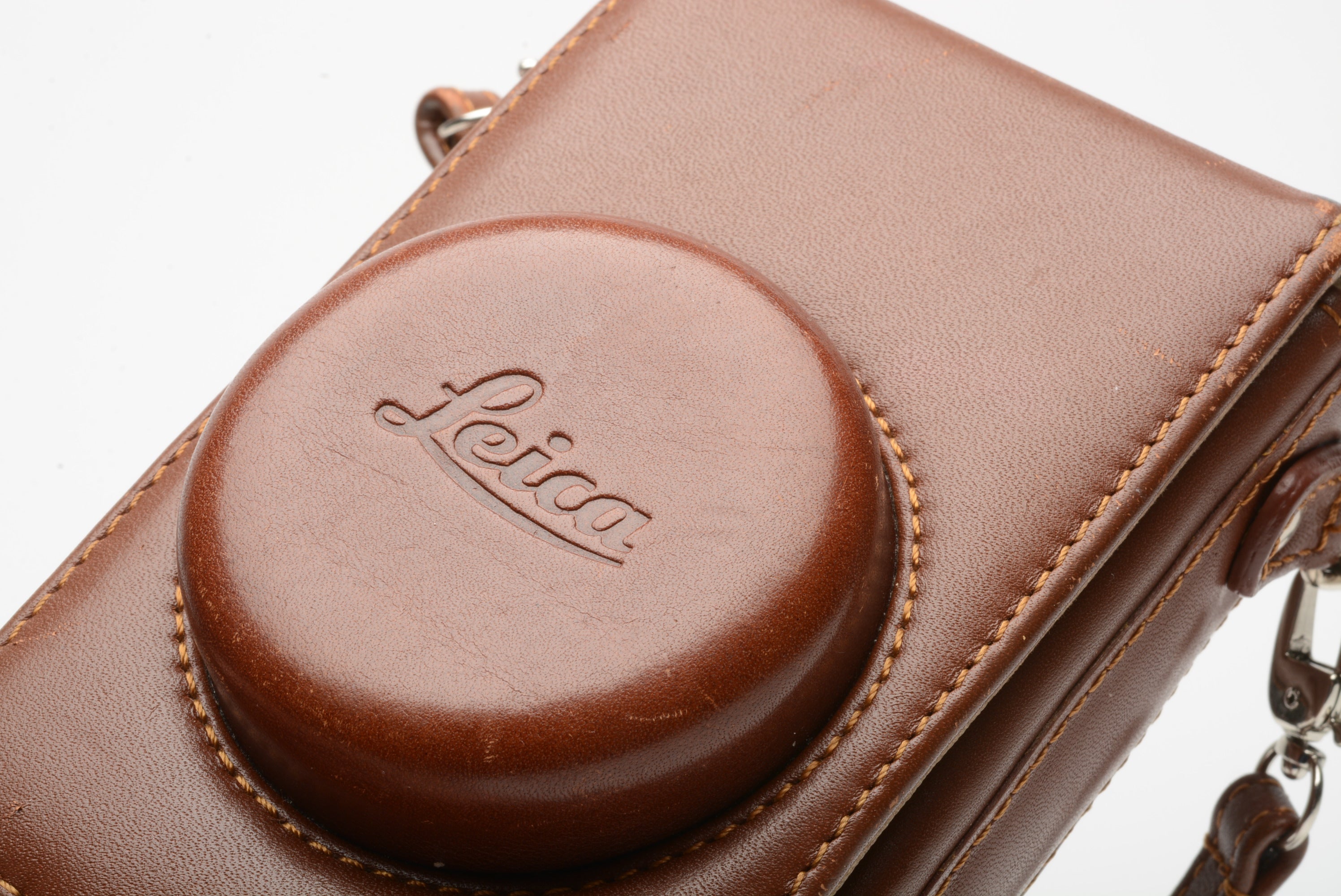 Leica leather D-Lux 4 Classic Case (Brown), very nice