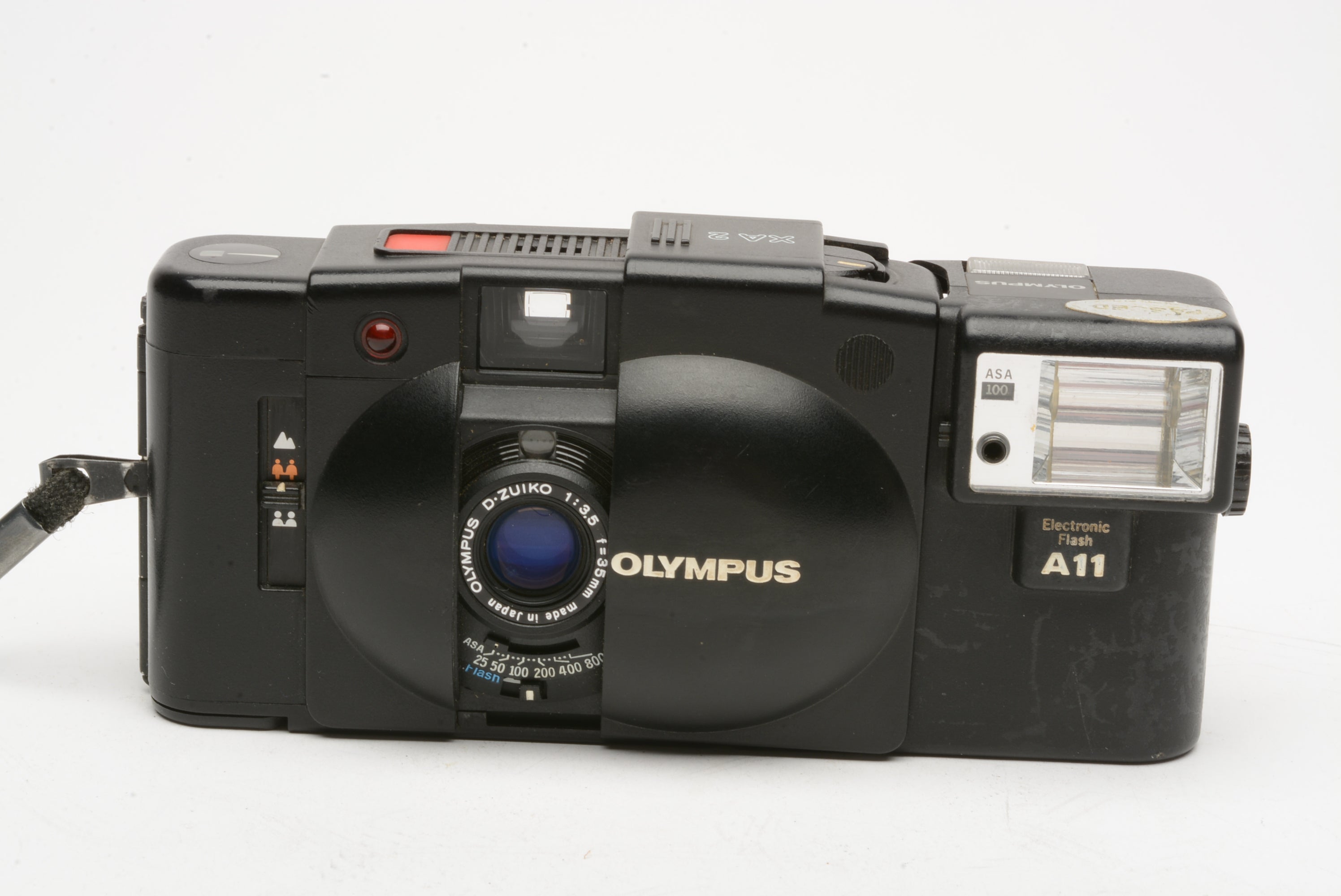 Olympus XA 2 w/A11 flash, new light seals, tested, great