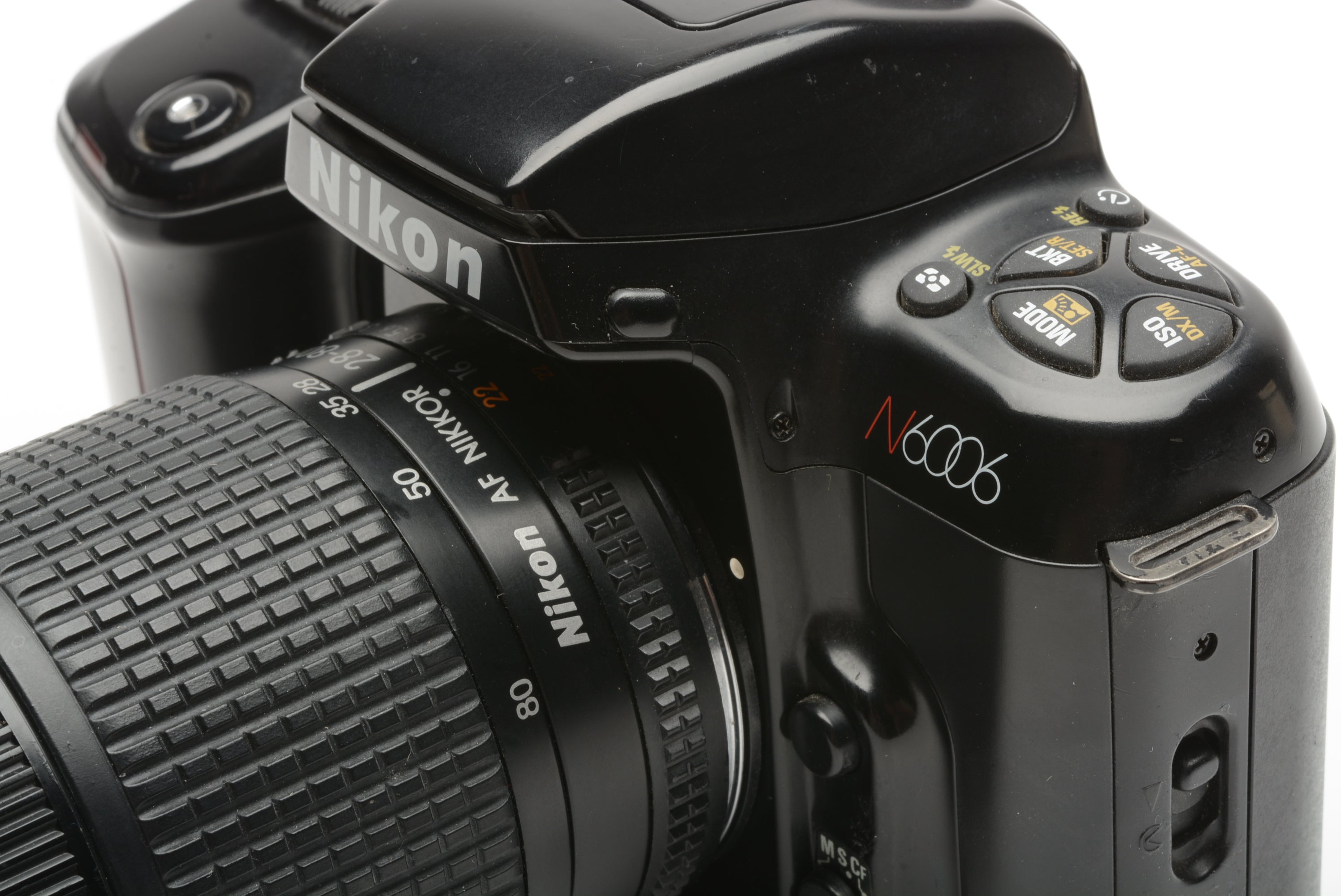 Nikon F50 + NIKKOR AF 28-80mm f3.5-5.6 D-