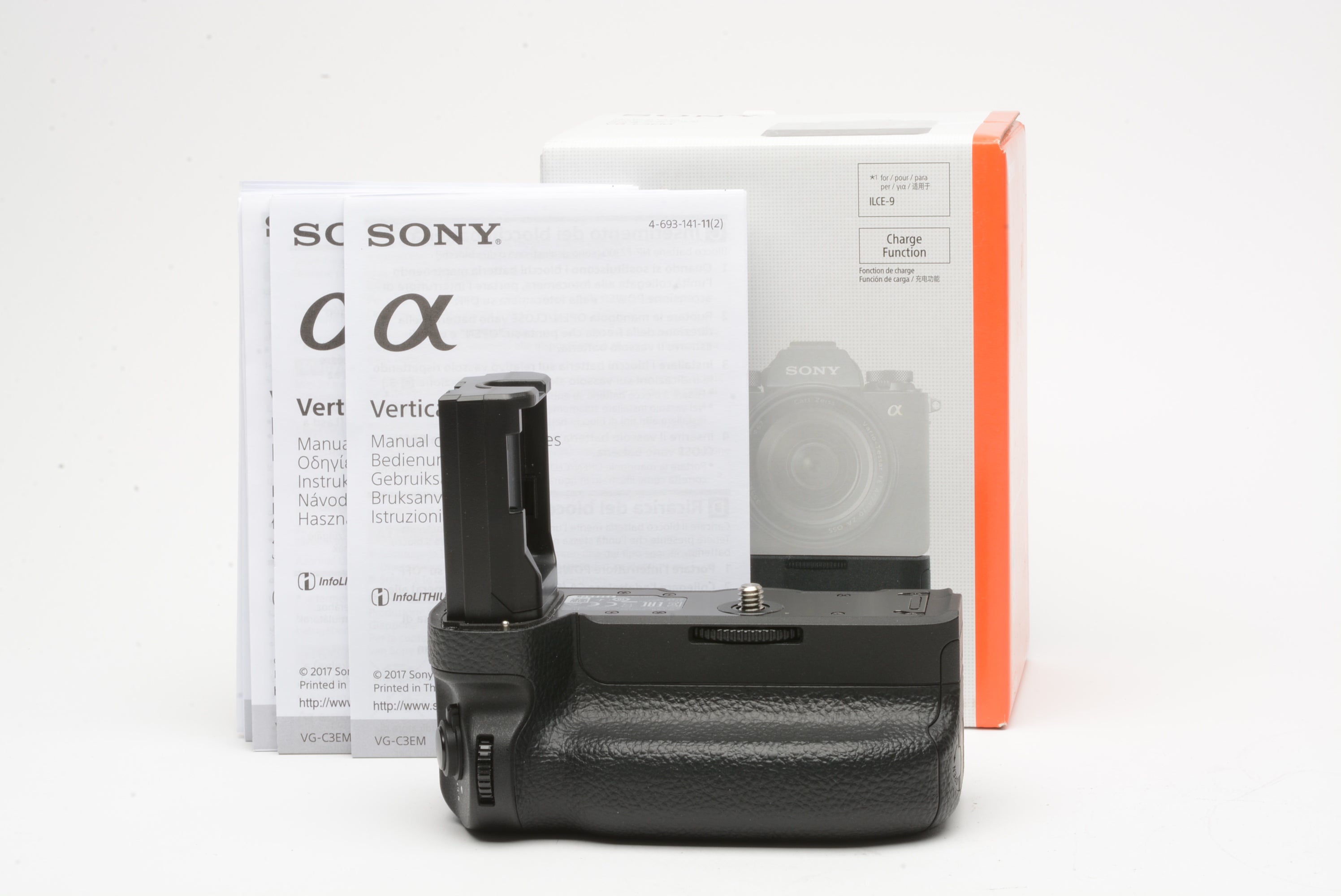 Sony VG-C3EM Vertical Battery Grip, barely used, boxed (USA