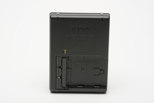 Sony BC-VM10 Battery Charger, boxed, genuine Sony, NEW