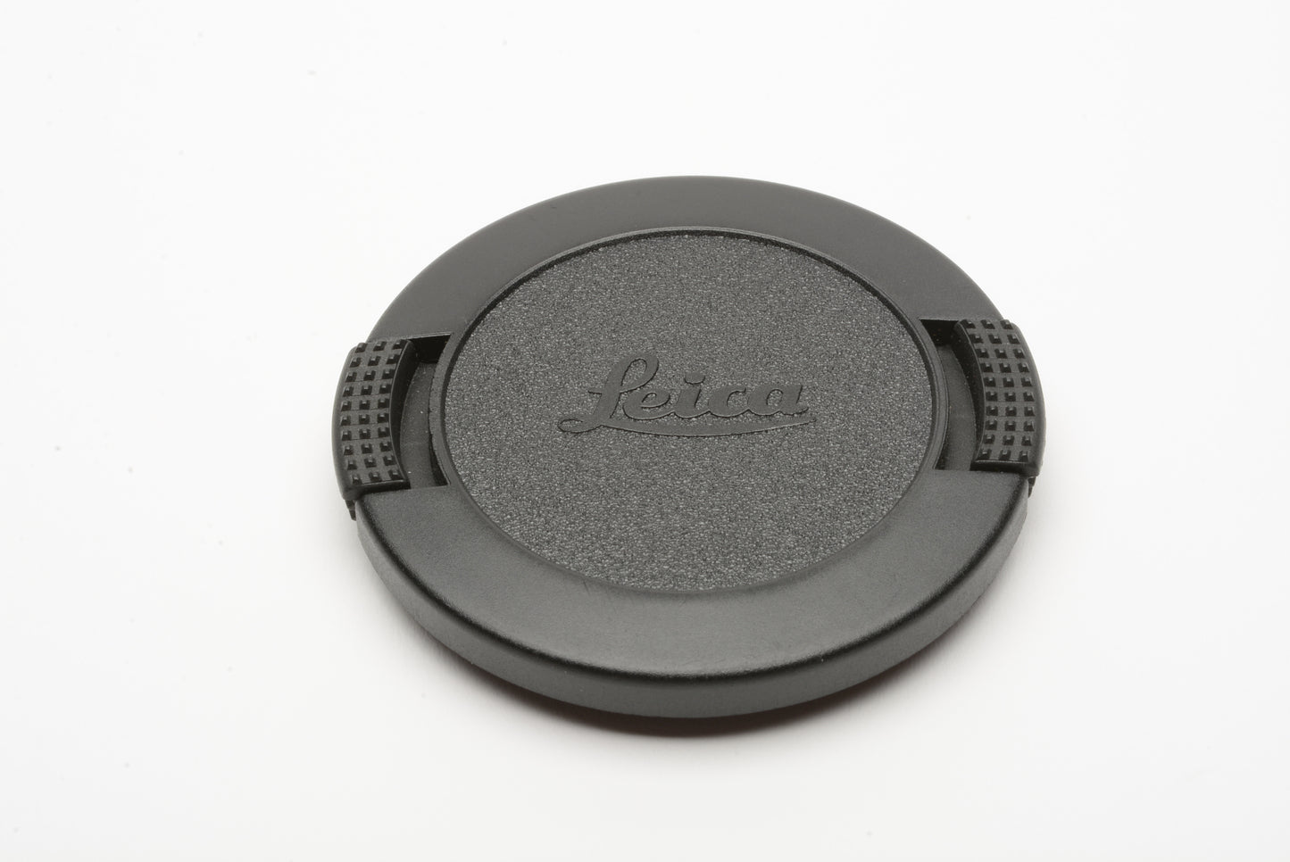 Leica 14038 snap-on cap E39 39mm Diameter (Genuine Leica)