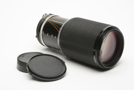 Nikon Nikkor 80-200mm F4 Telephoto Zoom lens w/caps